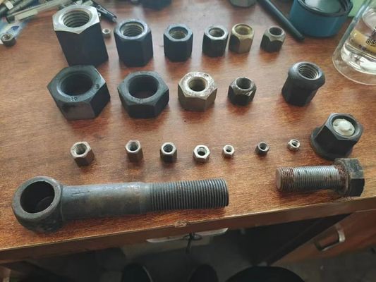 acheter Les poissons coupent la queue des boulons de voie ferrée du boulon M24 et les écrous dépistent la transitoire ferroviaire de dormeur de partie online manufacture