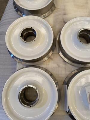 acheter Roues d'acier lourdes avec une structure robuste assurant des performances dans les systèmes de transport industriels et commerciaux online manufacture