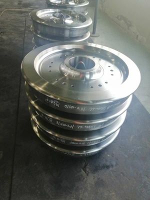 Le rail en acier d'OEM de rail de la Chine d'exportateurs en acier de roues roule les roues en acier 36inch de rail