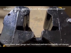 des pinces noires pour les voies sans éclaboussures